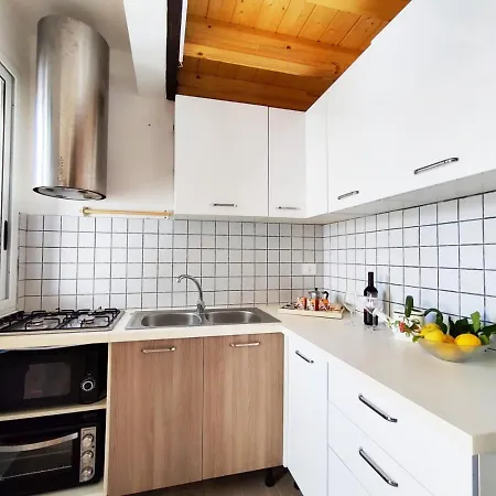 Roccamaris House *